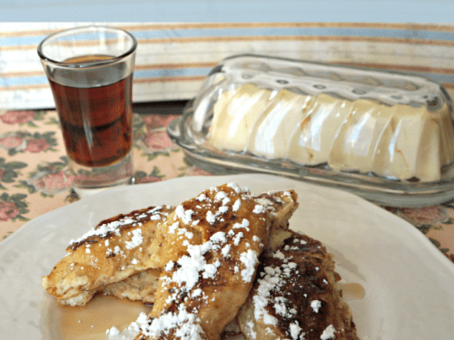 Eggnog French Toast Breakfast Recipe that captures the essence of Christmas. Santa approved definitely!